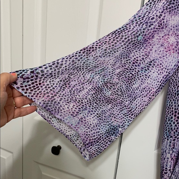 Jennifer Lopez Purple Pink Flutter Sleeve Layered Top - Picture 3 of 12